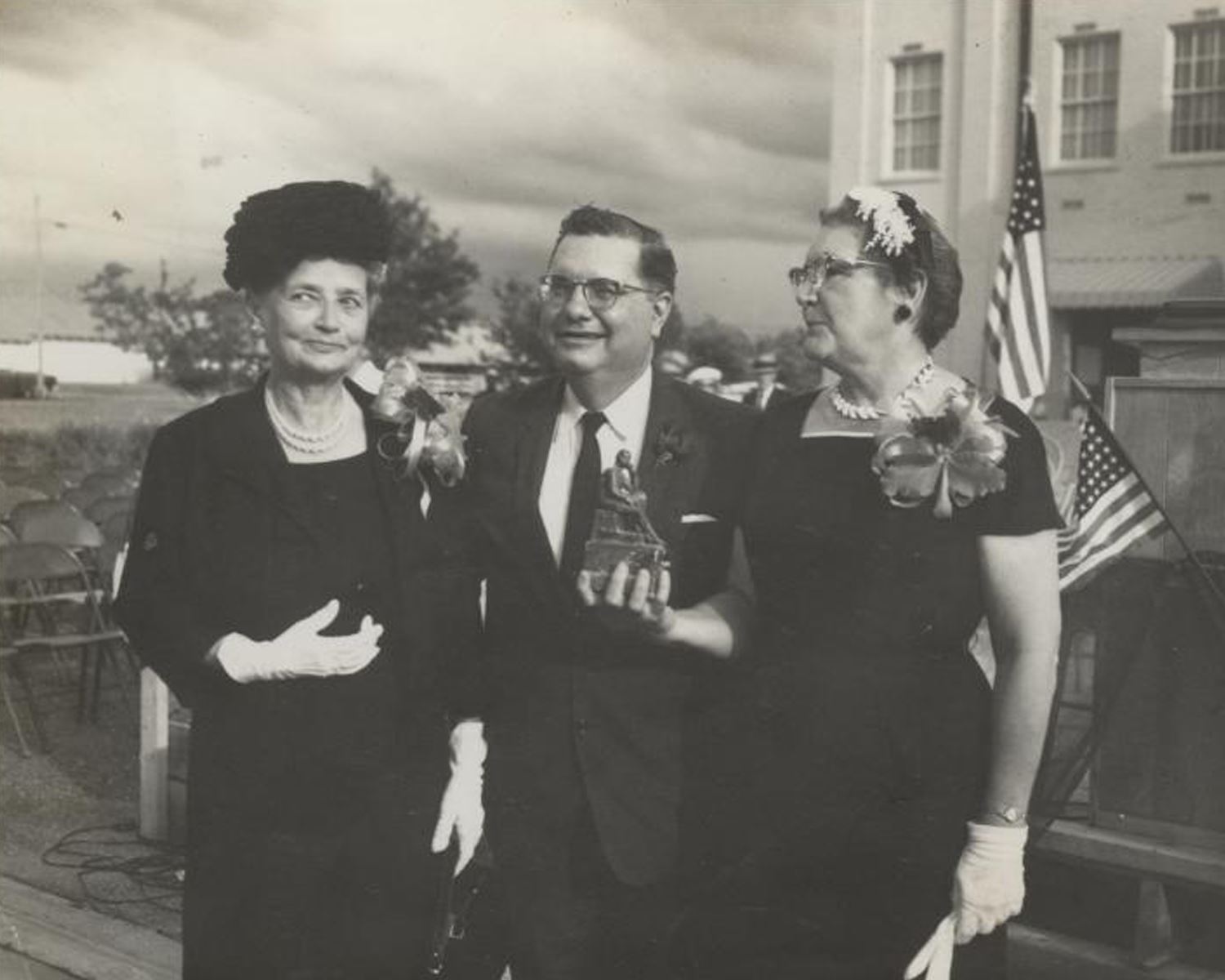 Angela Gregory and Puffy Dameron 